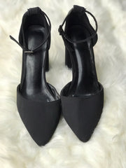 Women Heels Size 7 (EU 37)