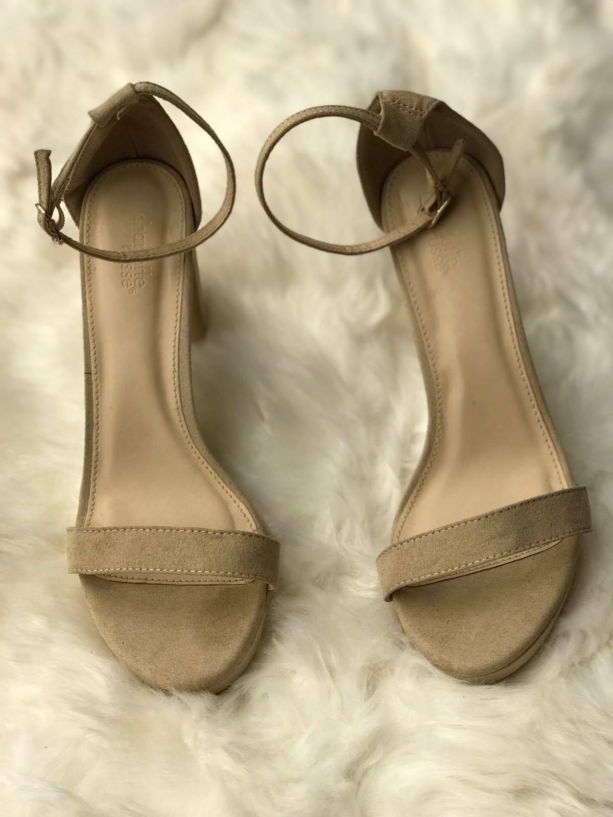 Women Heels Size 8 (EU 38)