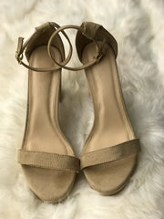 Women Heels Size 8 (EU 38)
