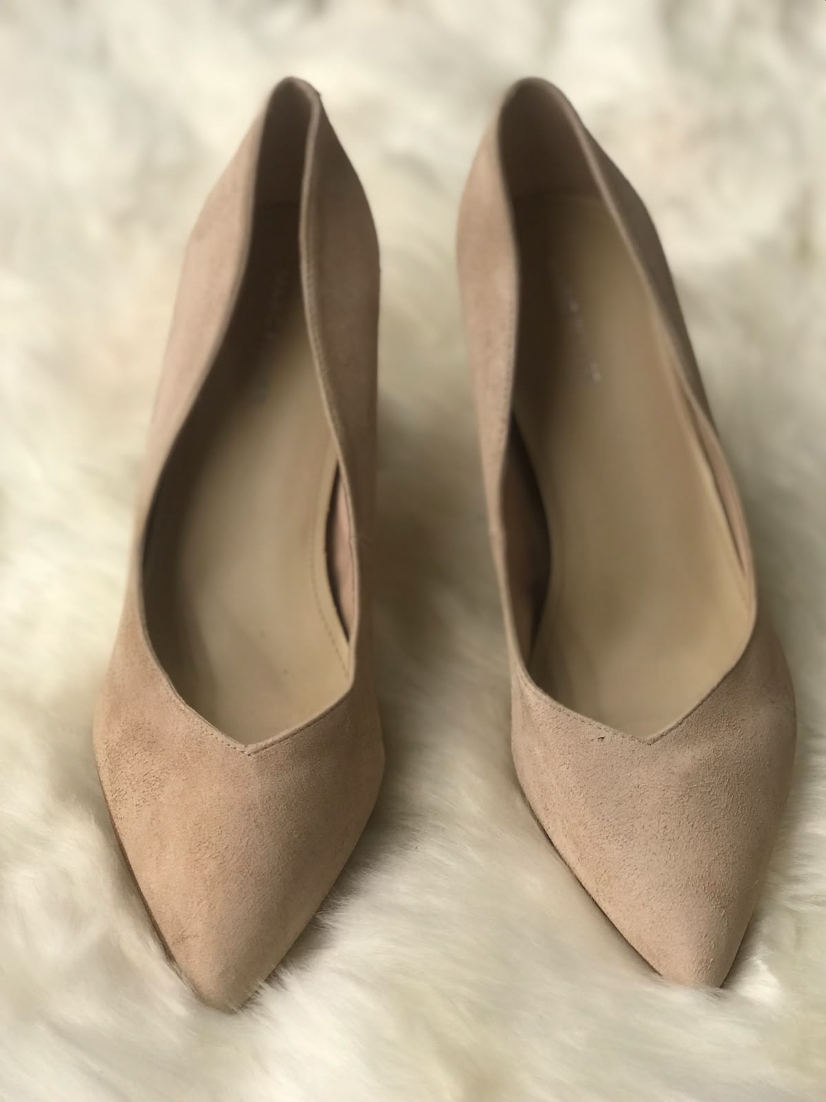 Women Heels Size 10 (EU 40)