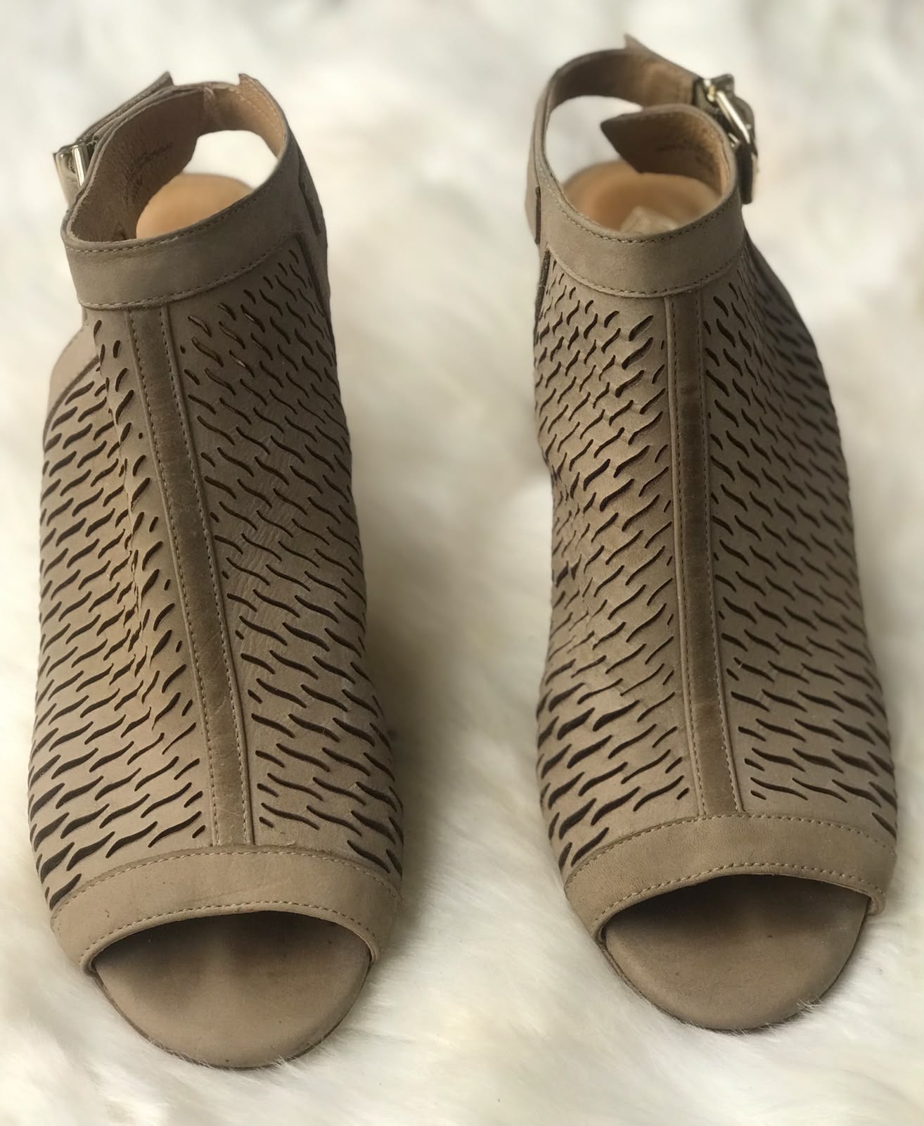 Women Heels Size 8½ (EU 38½)