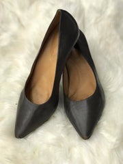Women Heels Size 7 (EU 37)