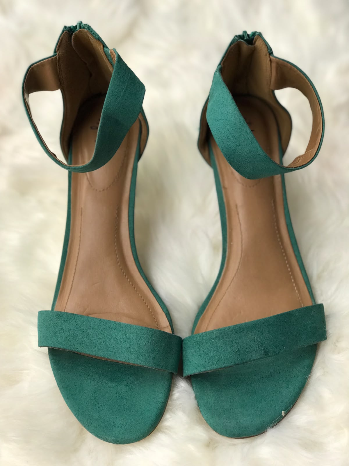 Women Heels Size 10 (EU 40)