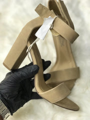 Women Heels Size 8 (EU 38)