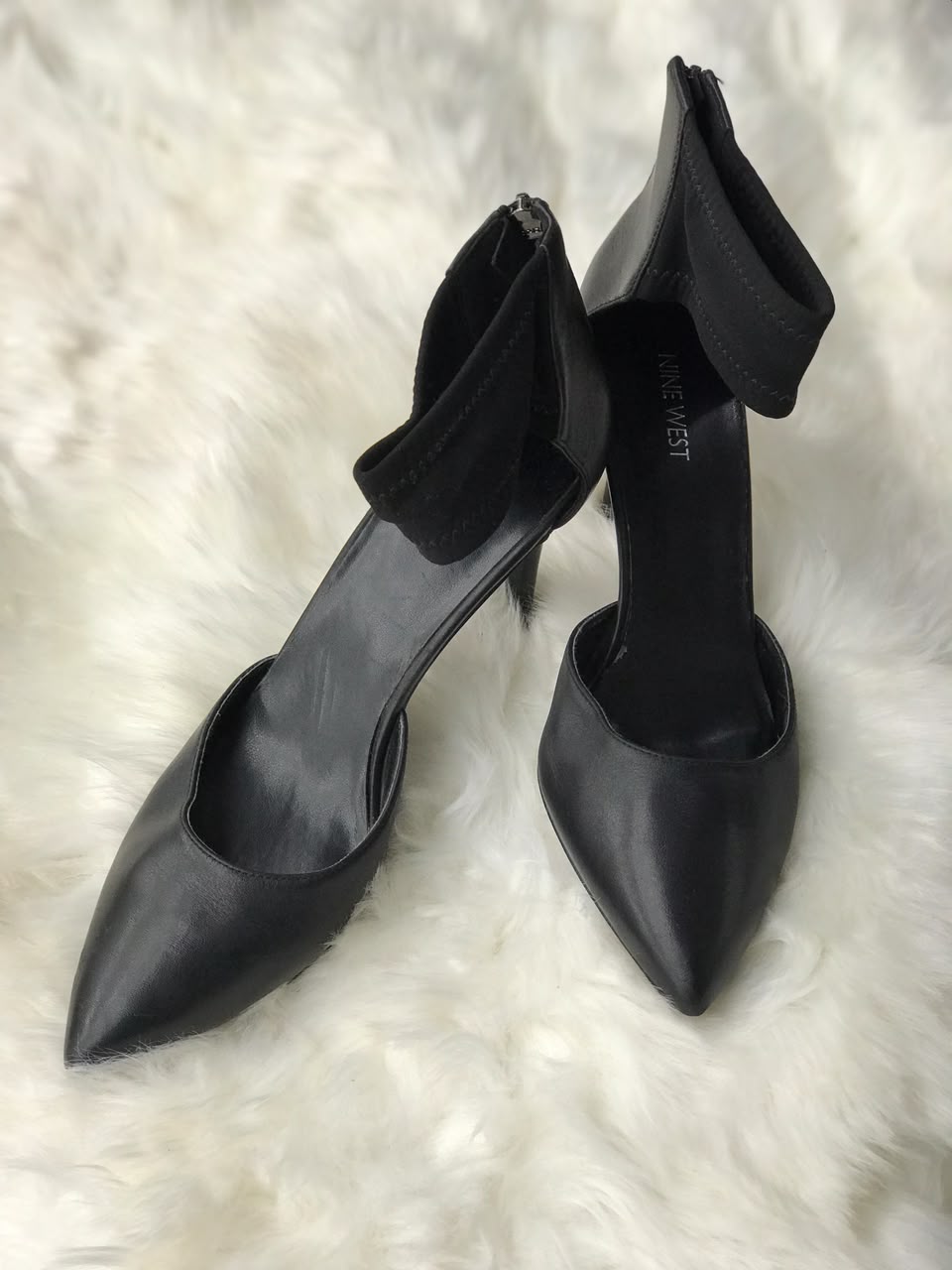 Women Heels Size 9 (EU 39)