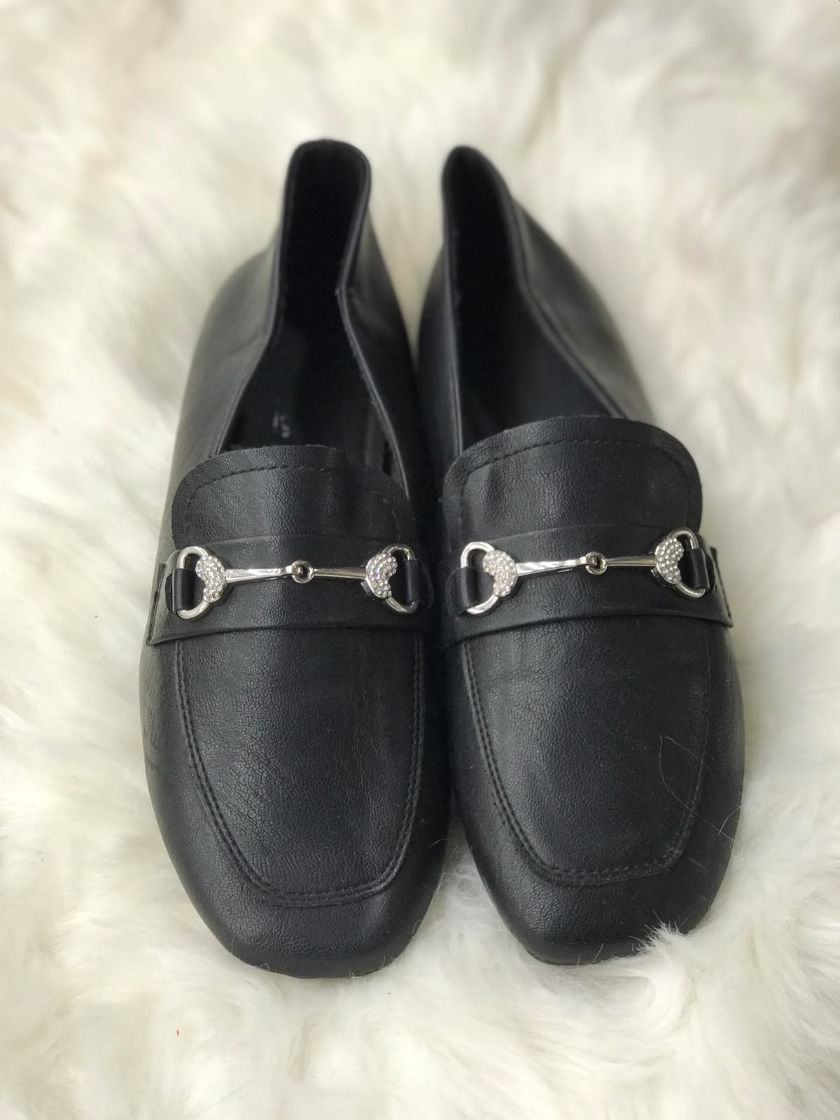 Women shoes Size 8 (EU 38)