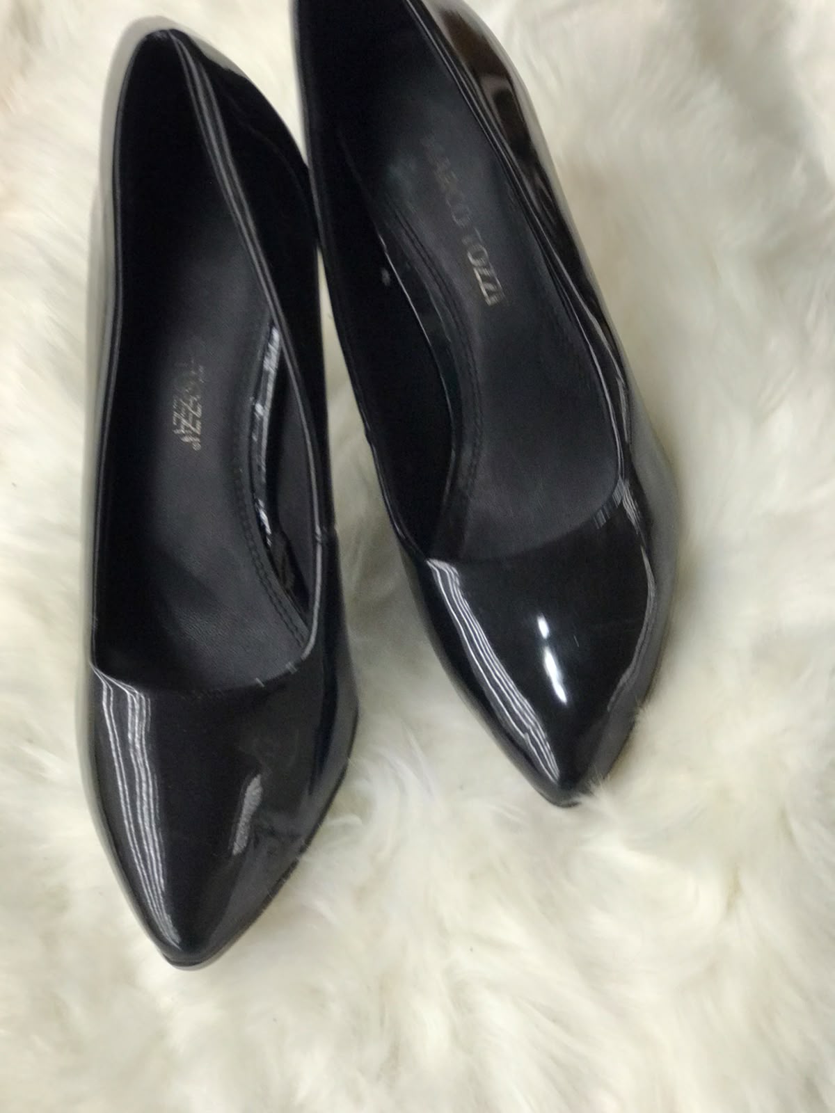 Women Heels Size 8 (EU 38)