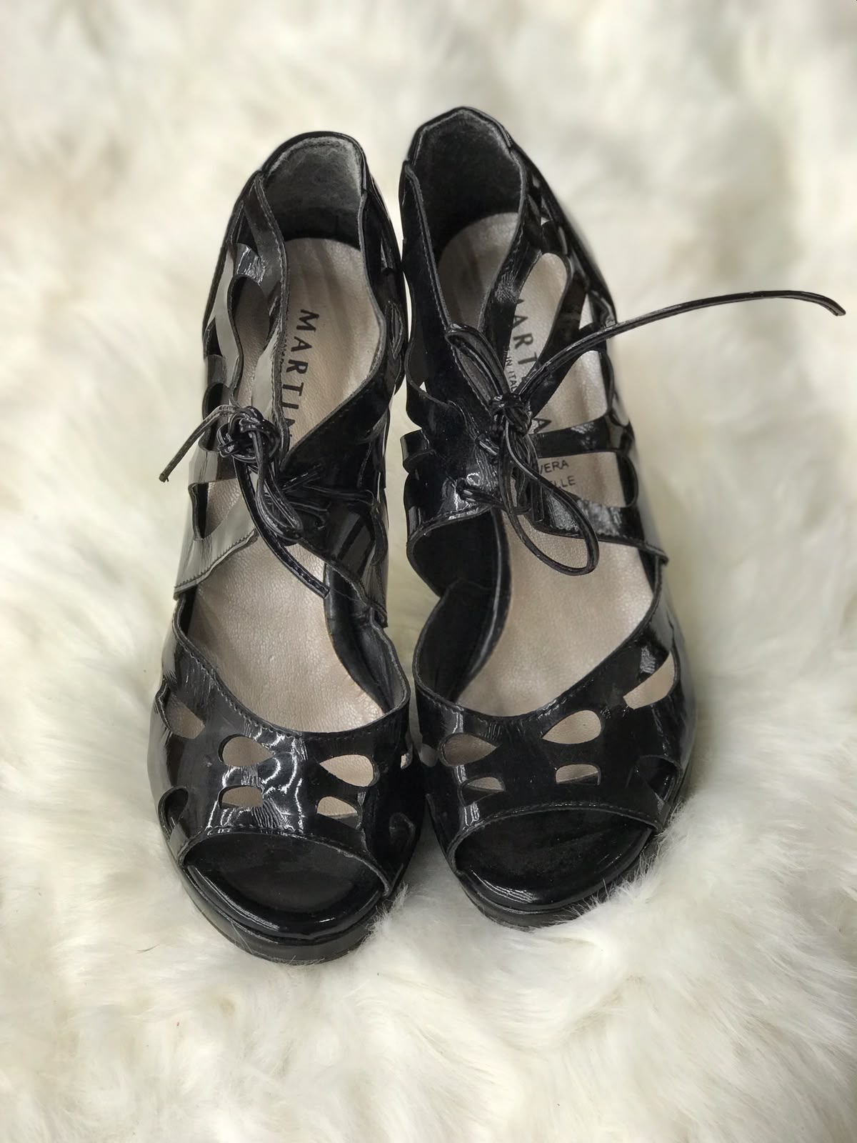 Women Heels Size 7 (EU 37)