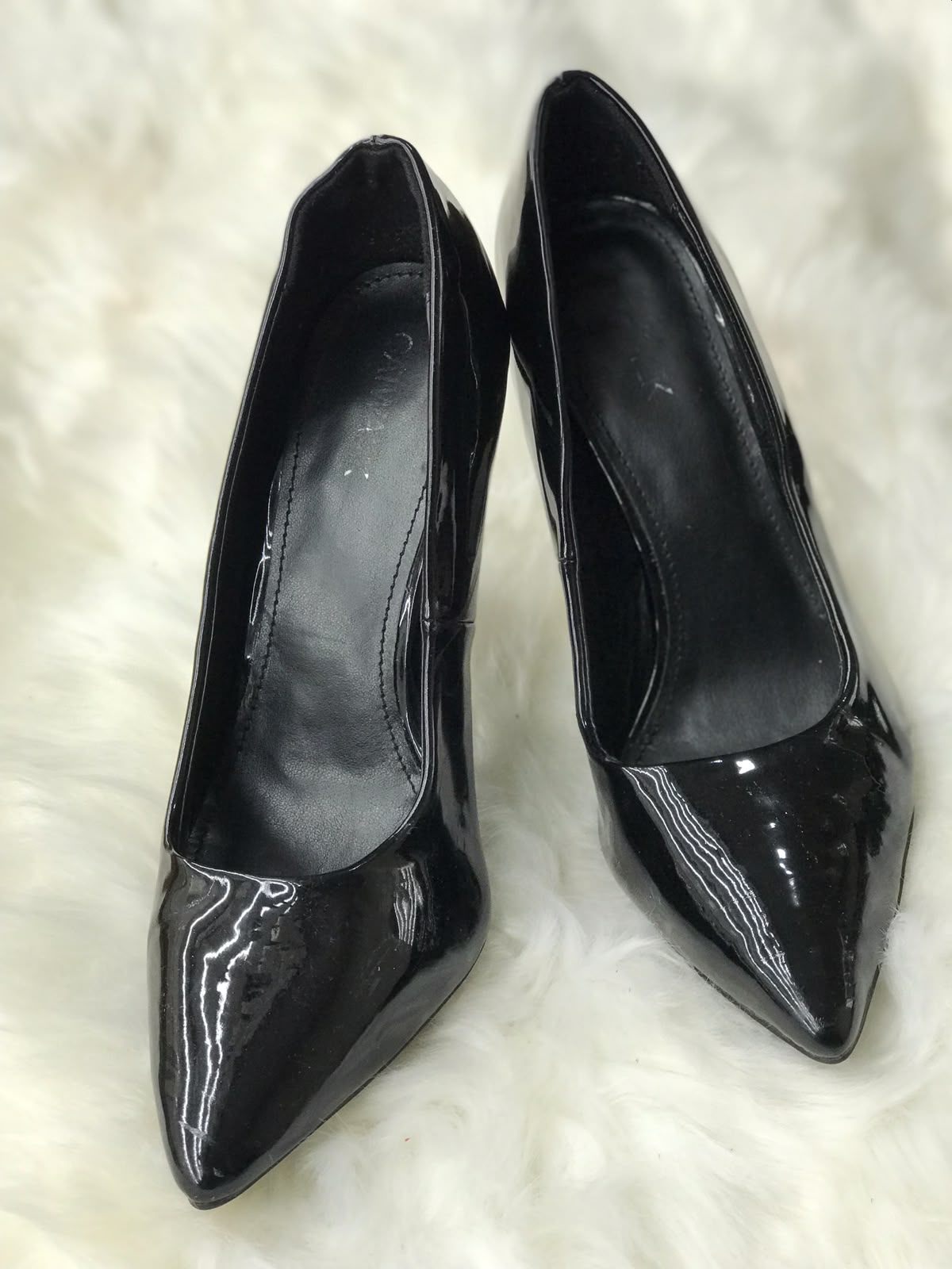 Women Heels Size 9 (EU 39)