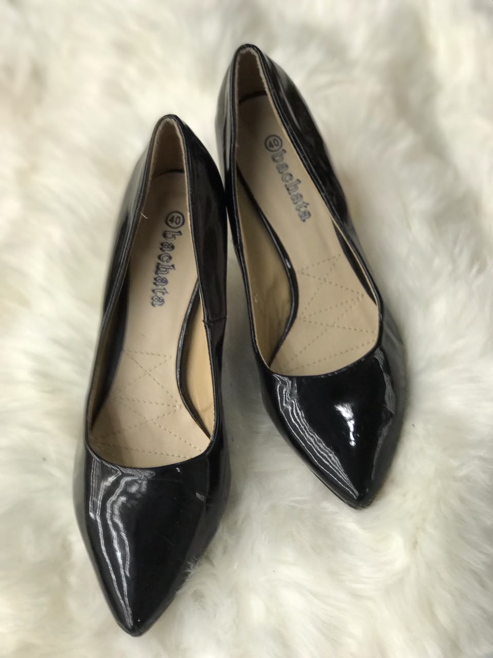 Women Heels Size 10 (EU 40)