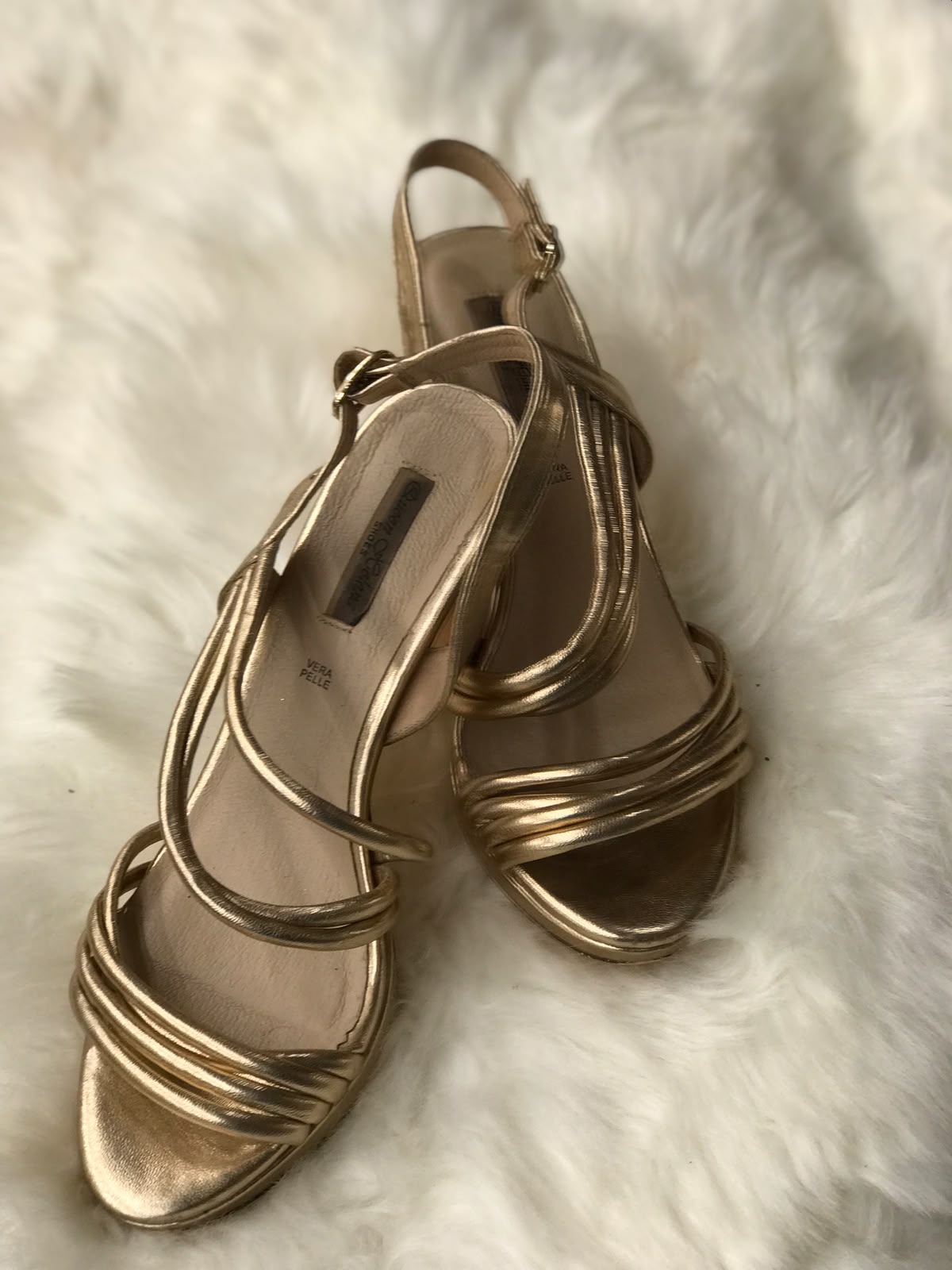 Women Heels Size 7 (EU 37)