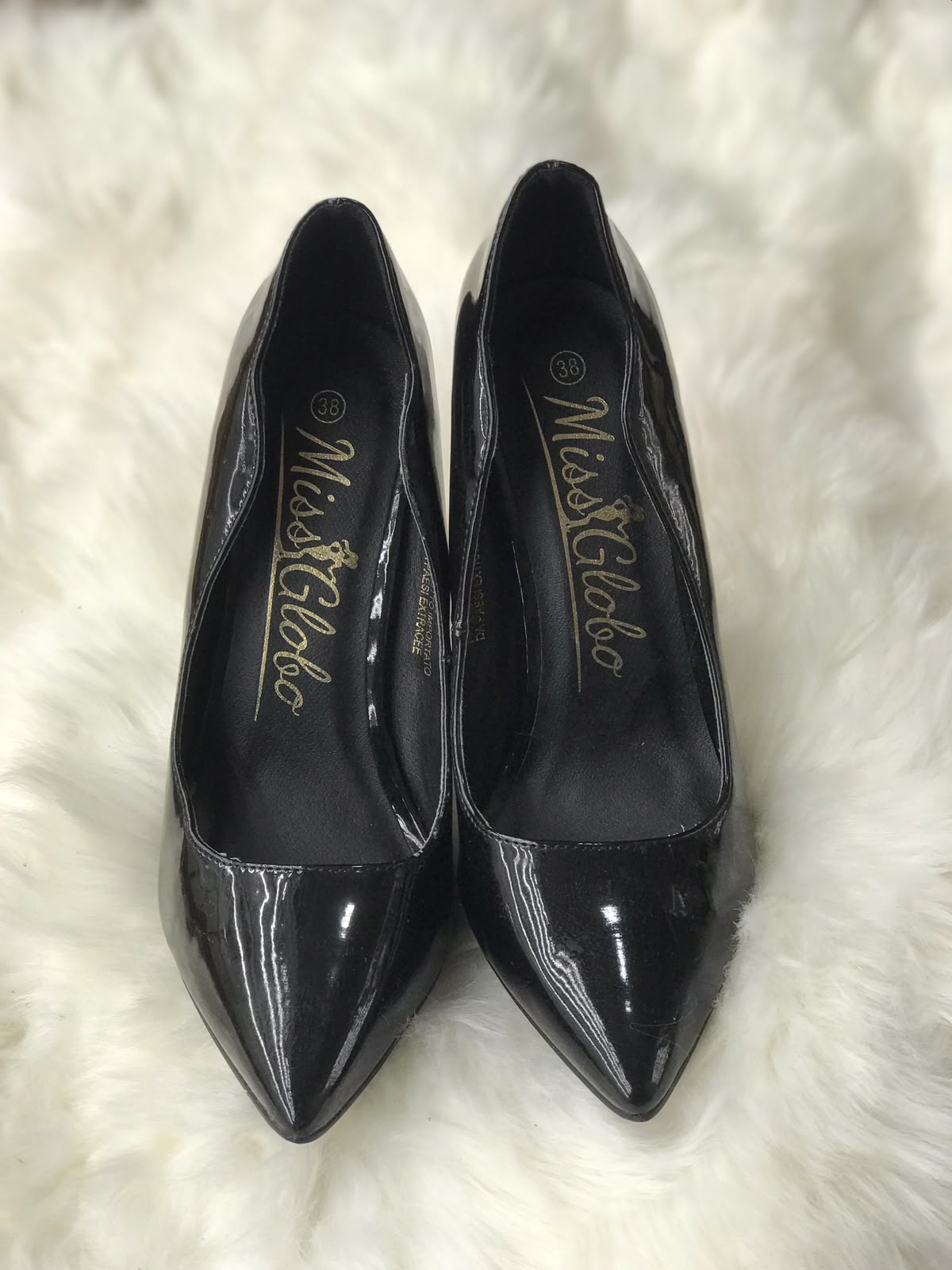 Women Heels Size 8 (EU 38)