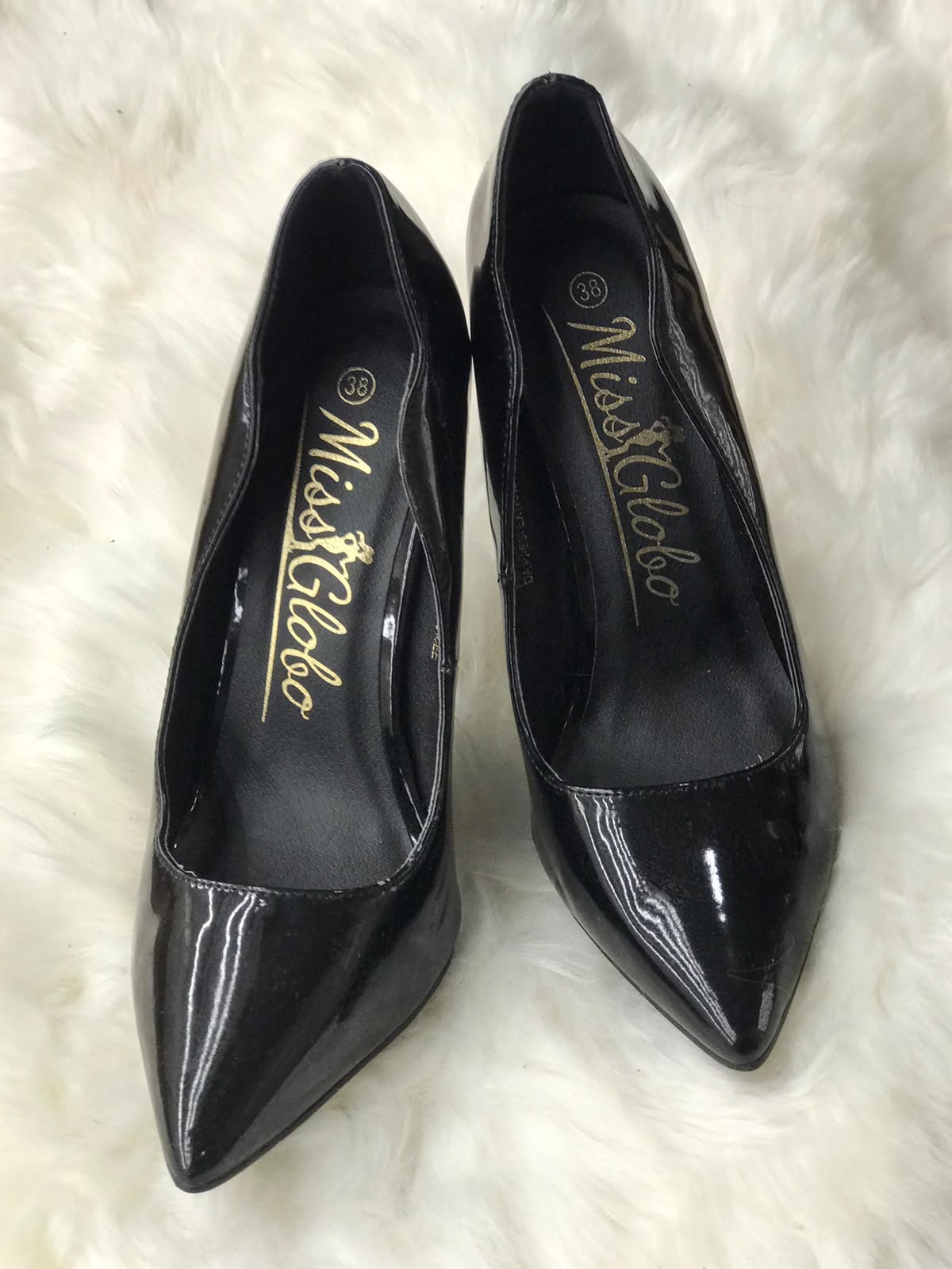 Women Heels Size 8 (EU 38)