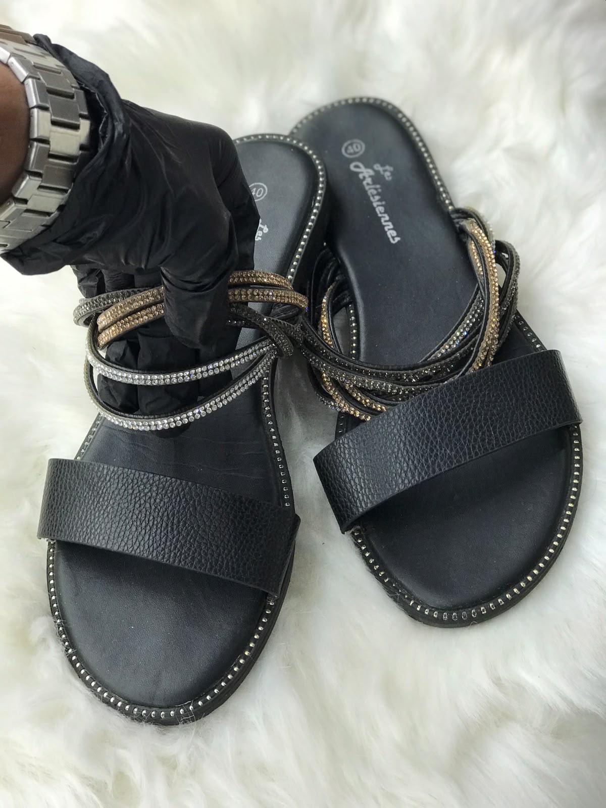 Women slipper Size 10 (EU 40)