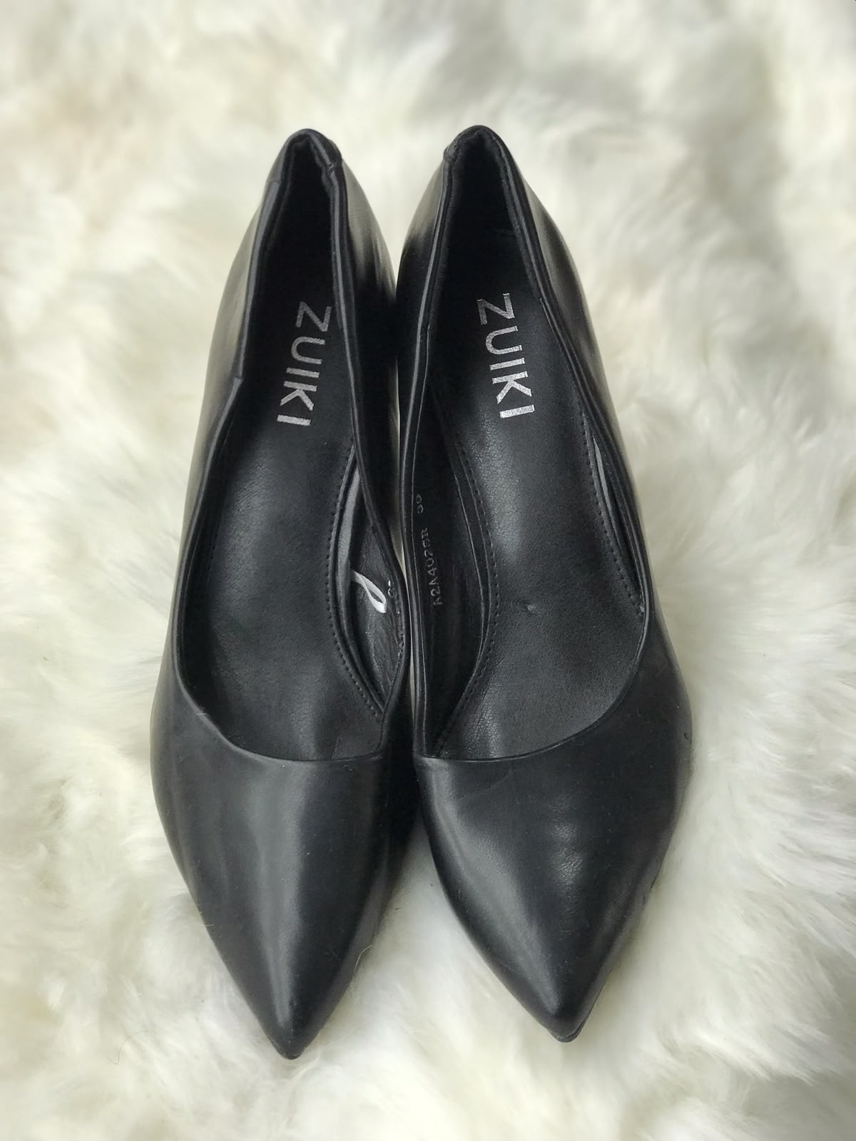 Women Heels Size 9 (EU 39)