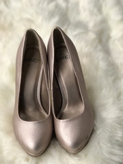 Women Heels Size 7½ (EU 37½)