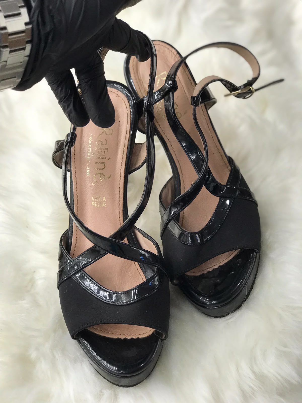 Women Heels Size 9 (EU 39)