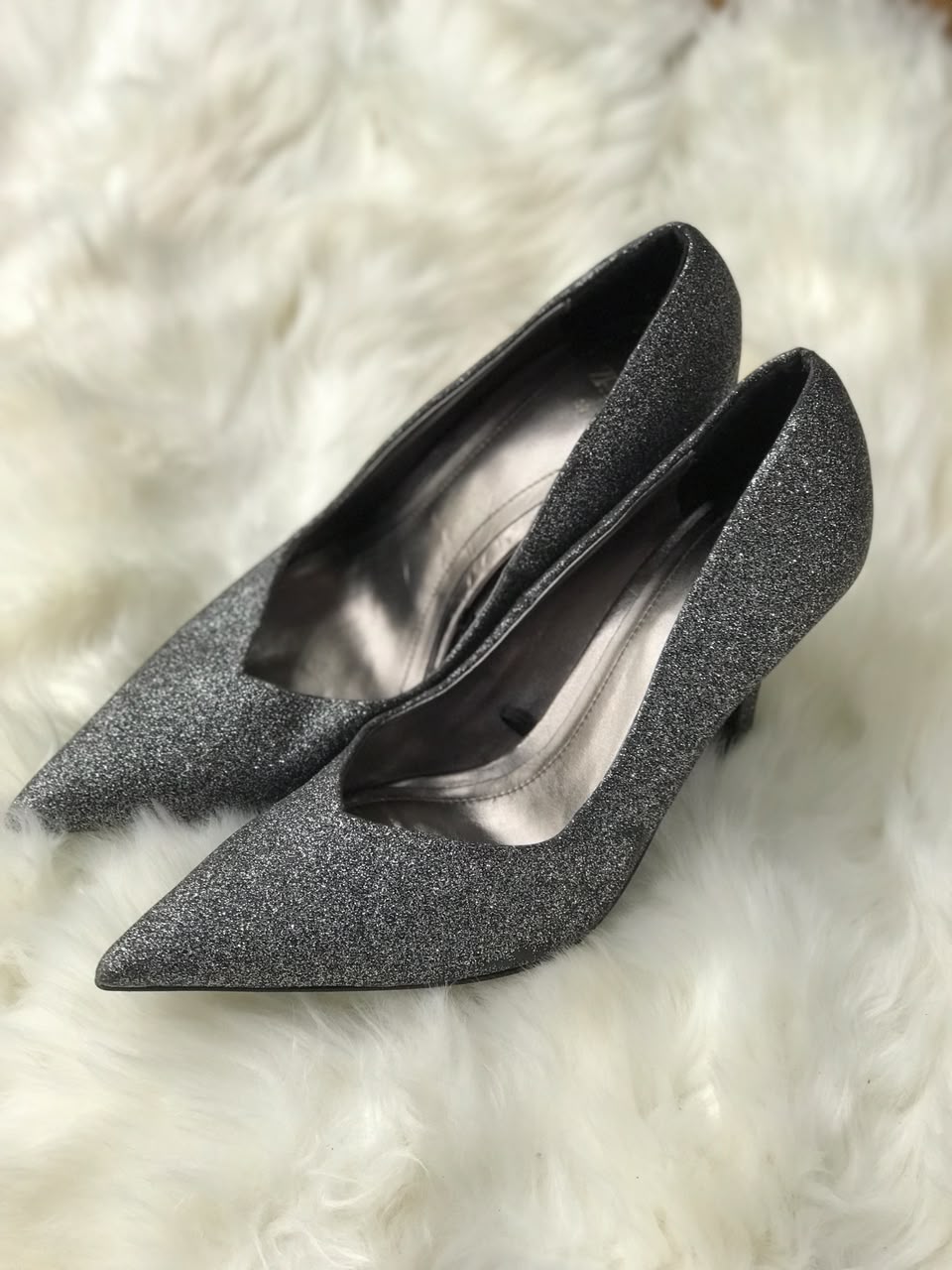 Women Heels Size 9 (EU 39)