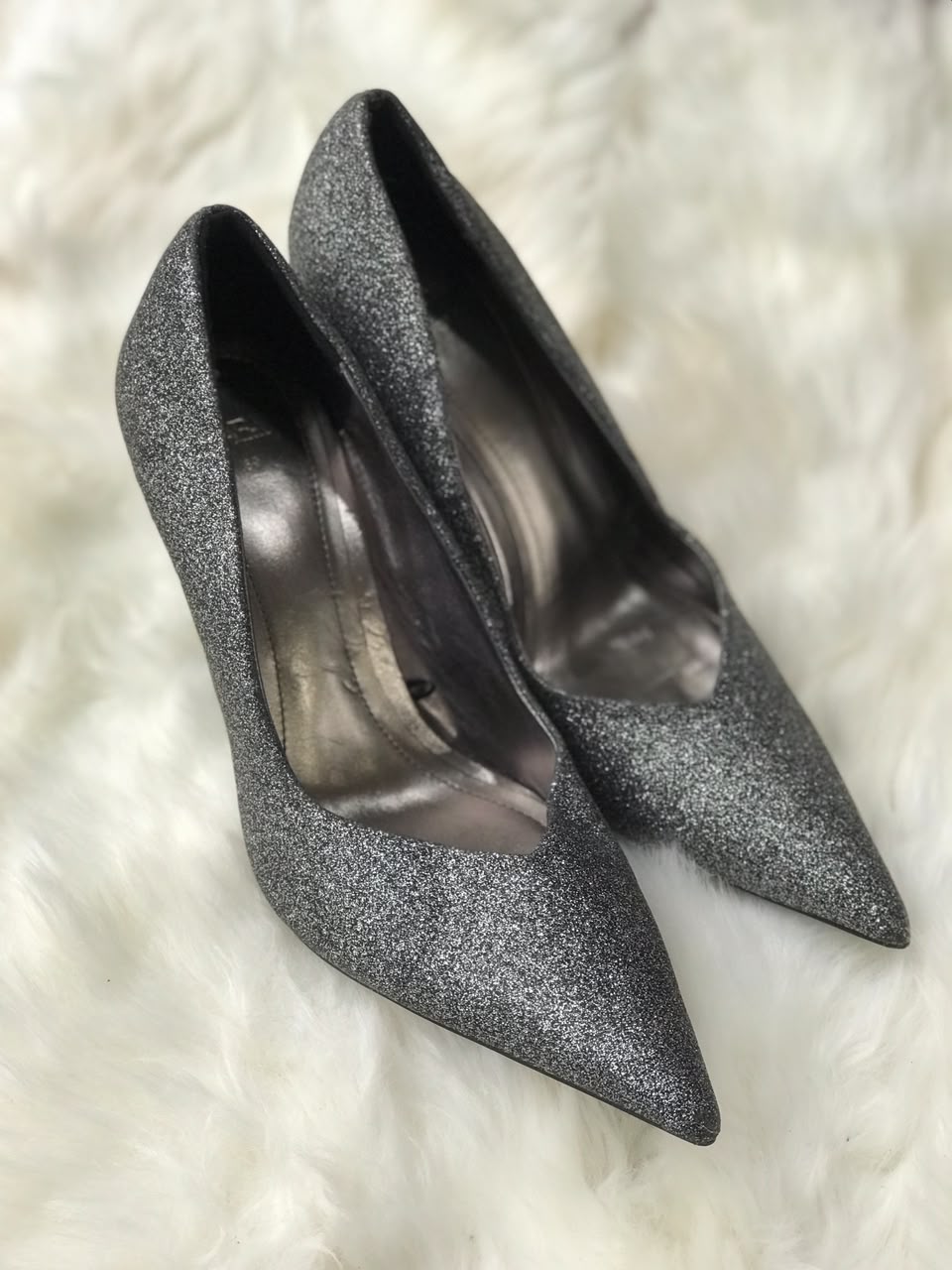 Women Heels Size 9 (EU 39)
