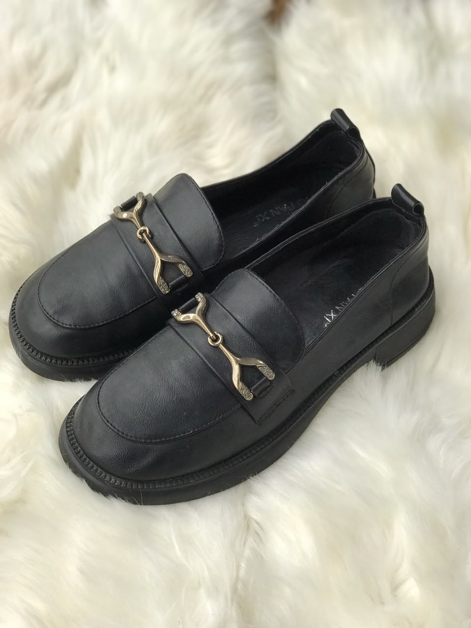 Women shoes Size 6 (EU 36)