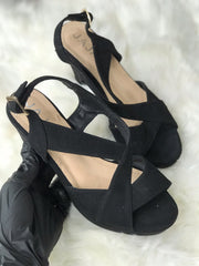 Women Heels Size 7 (EU 37)