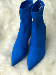 Women boots Size 7 (EU 37)