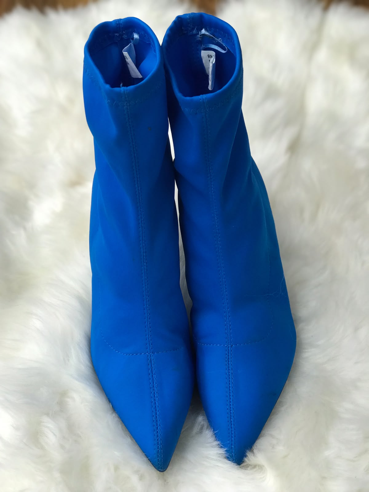 Women boots Size 7 (EU 37)
