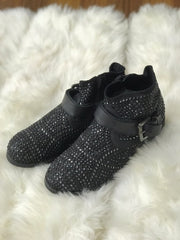Women shoes Size 8 (EU 38)