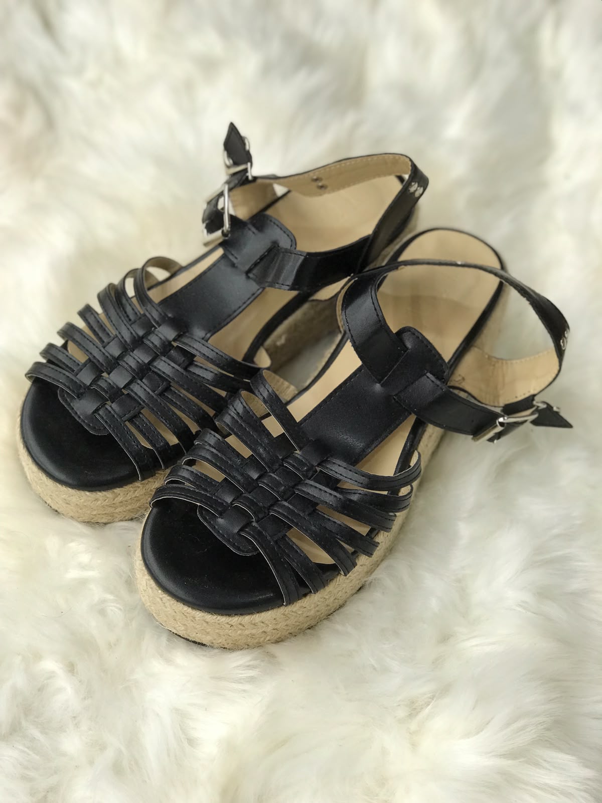 Women sandol Size 9 (EU 39)