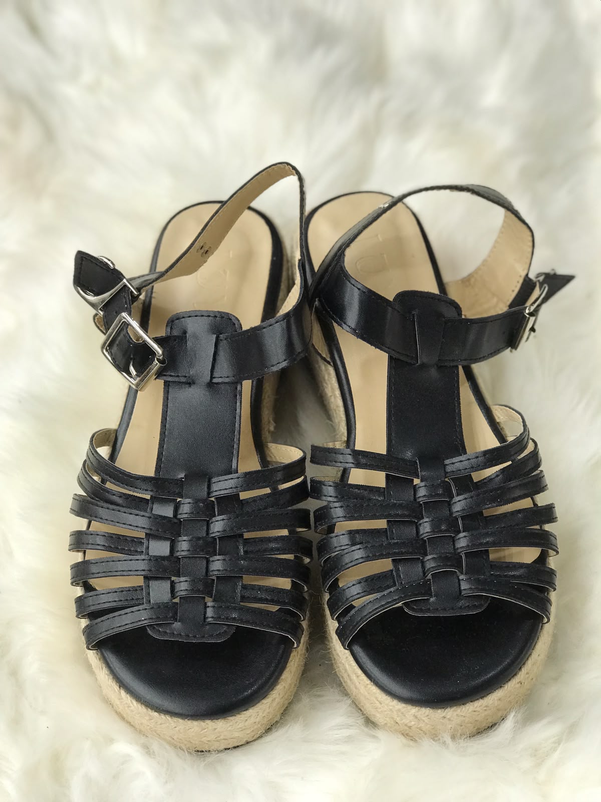 Women sandol Size 9 (EU 39)