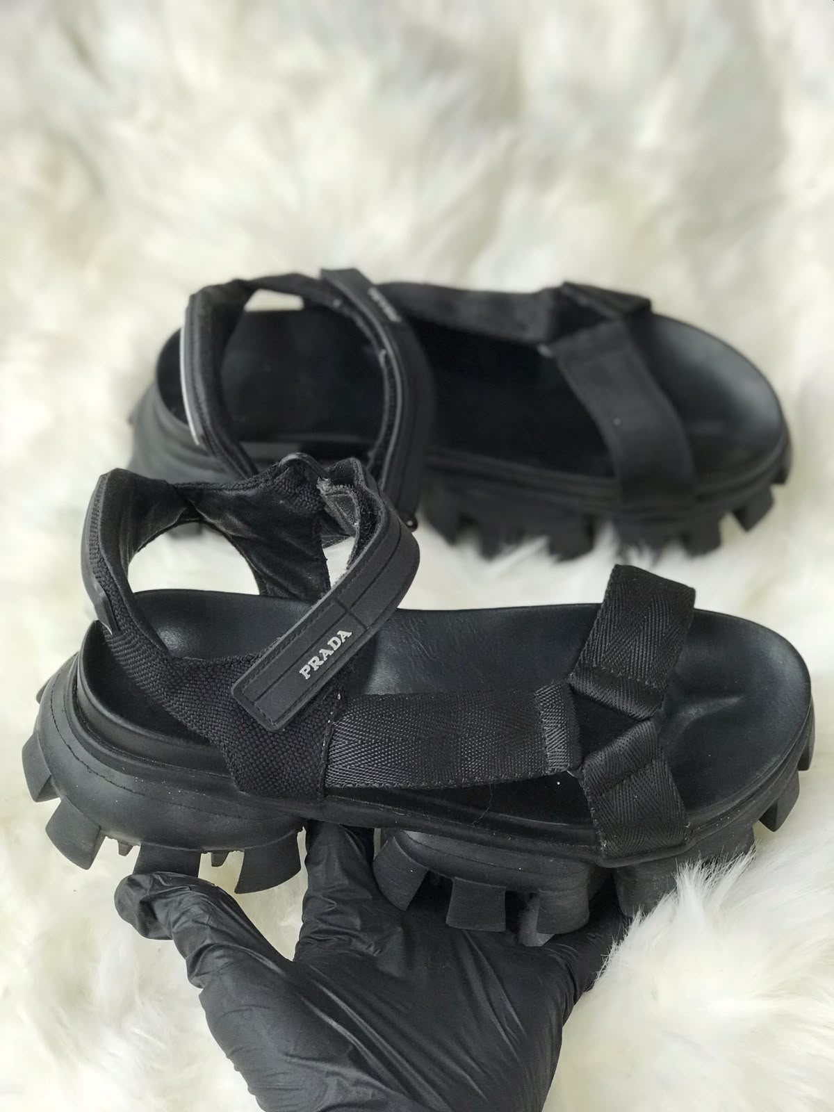 Women sandol Size 7 (EU 37)