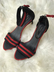 Women Heels Size 7 (EU 37)