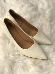 Women Heels Size 7 (EU 37) minor stain