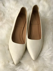 Women Heels Size 7 (EU 37) minor stain