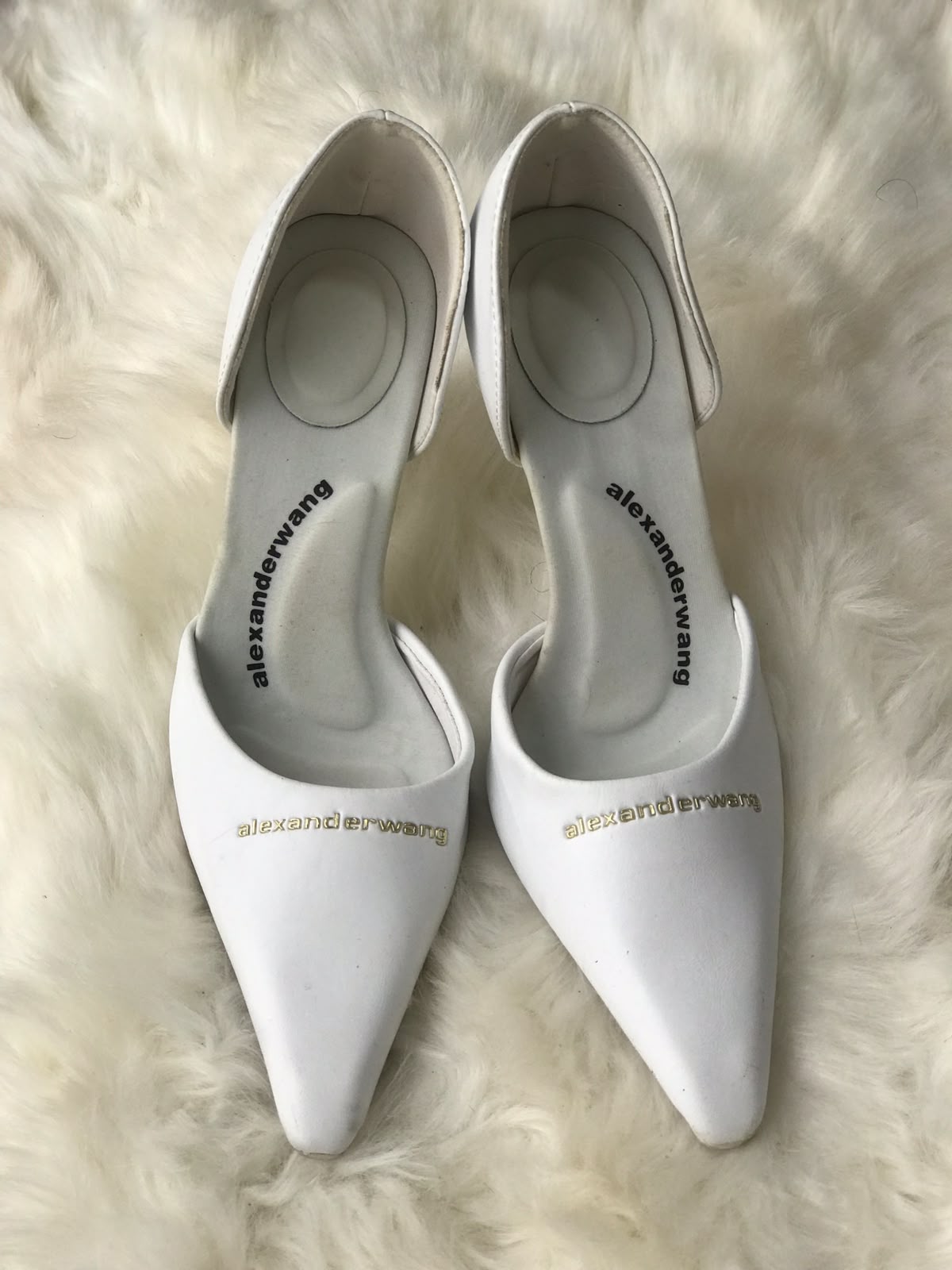 Women Heels Size 6 (EU 36) minor stain
