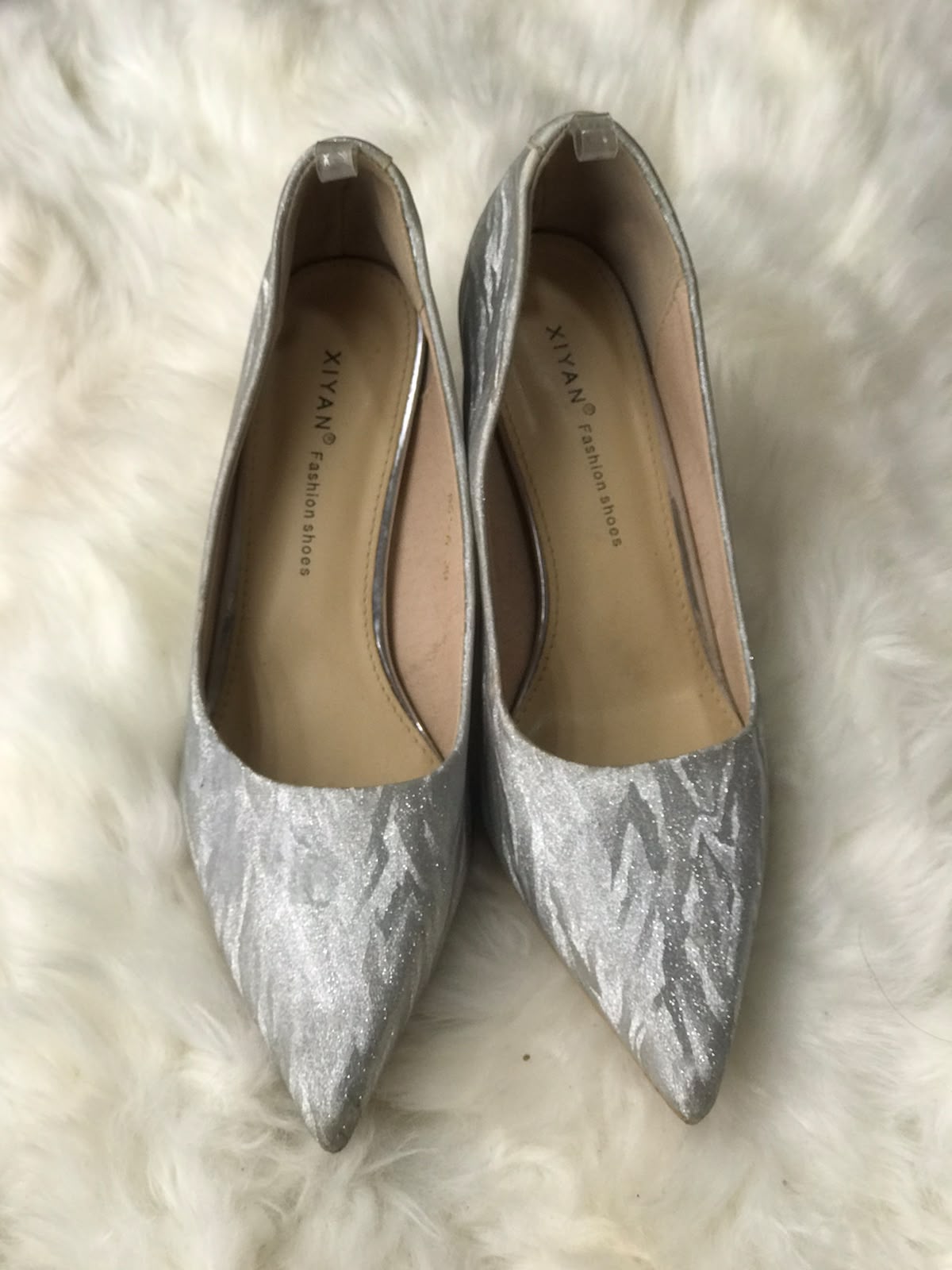 Women Heels Size 9 (EU 39)