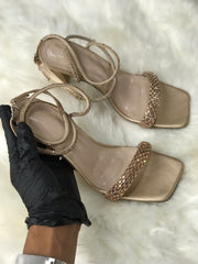 Women Heels Size 10 (EU 40)