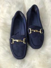 Women shoes Size 7 (EU 37)
