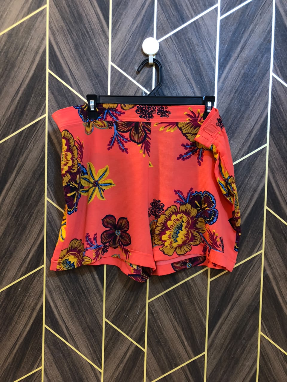 Women Mini Shorts Chiffon 1XL | Size Waist 40