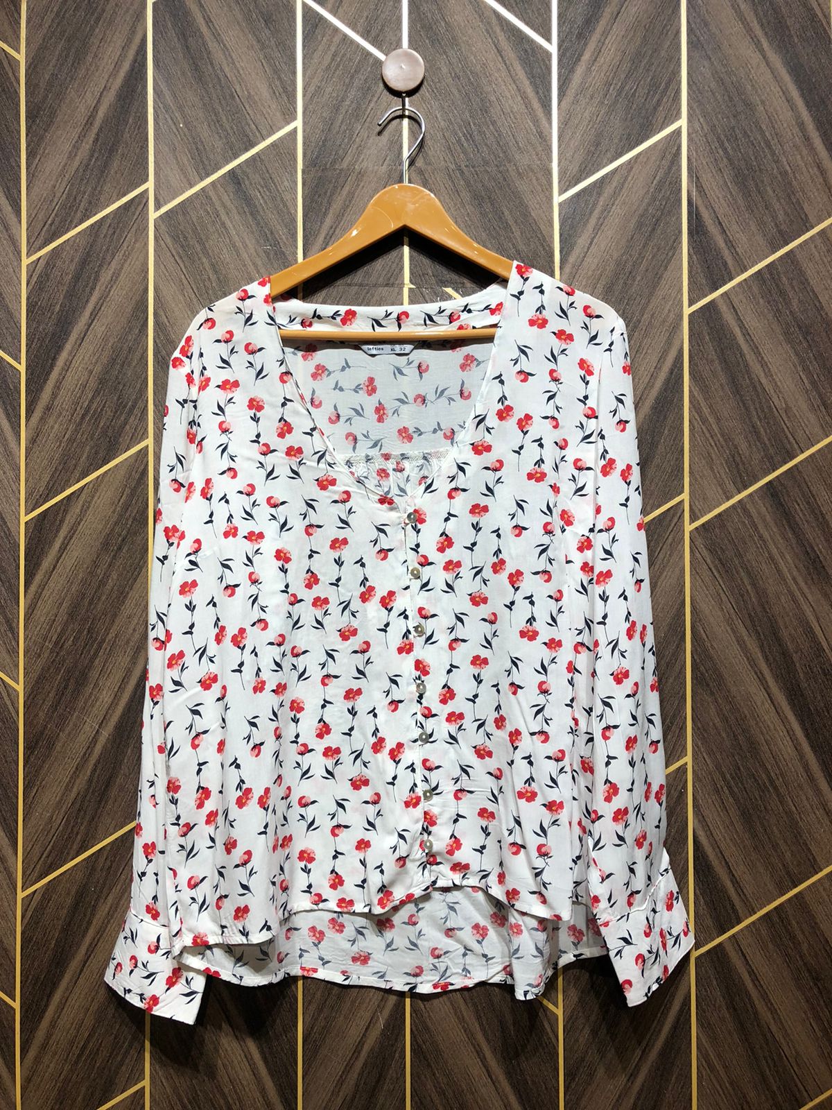 Western Top Linen – X-Large Size (Chest: 21, Length: 28 )