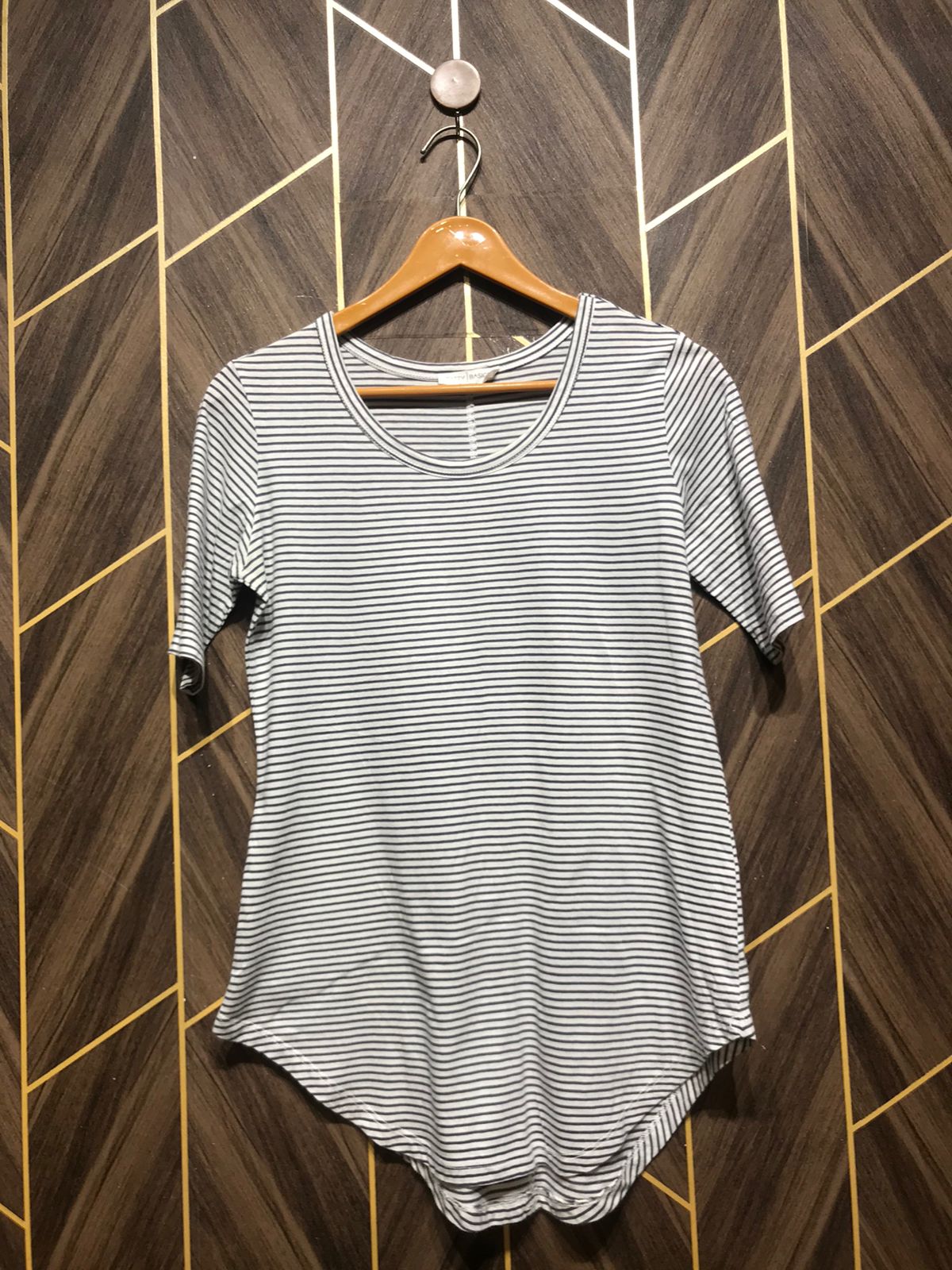 T-Shirt Jersey Small Size Length 27
