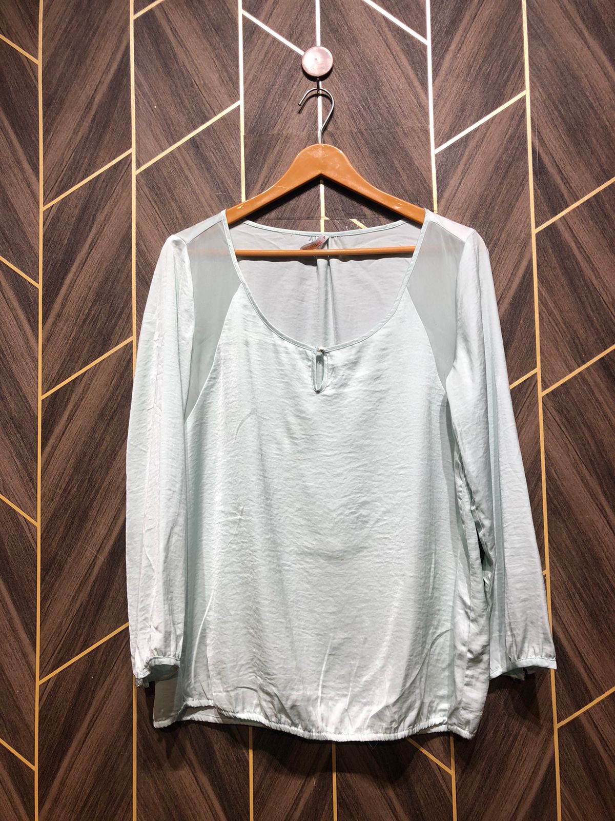 Western Top Silk – Medium Size (Chest: 19, Length: 27 )