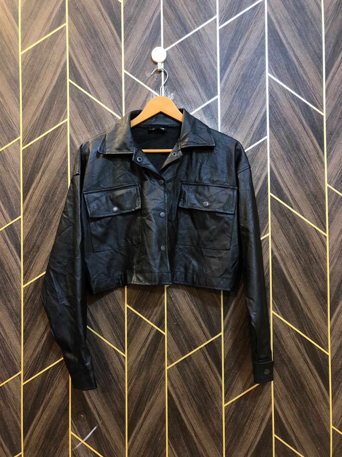 Women Leather Crop Jacket Large | Size | Chest 20 | Length 16