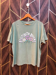 T-Shirt Jersey Medium Size Length 26  baggy