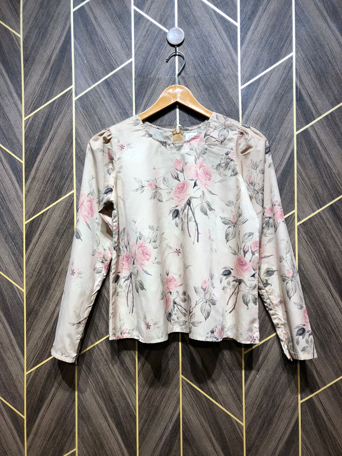 Western Top Silk 14 years baby – Small Size (Chest: 18, Length: 21  )