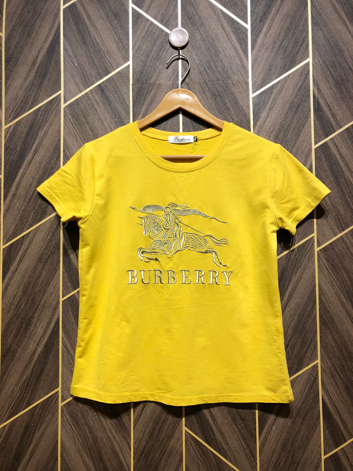 T-Shirt Jersey Medium Size Length 23