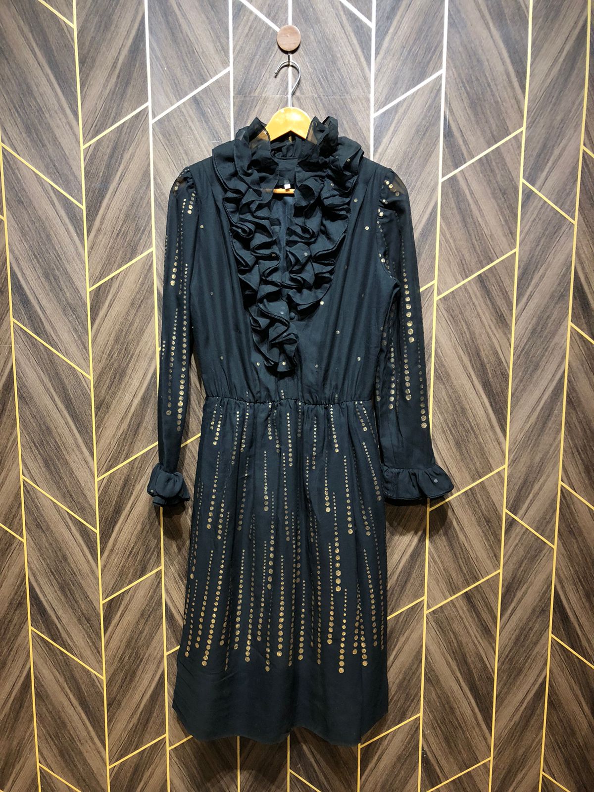 Western Long Maxi Chiffon Small | Size | Chest 18 | Length 44