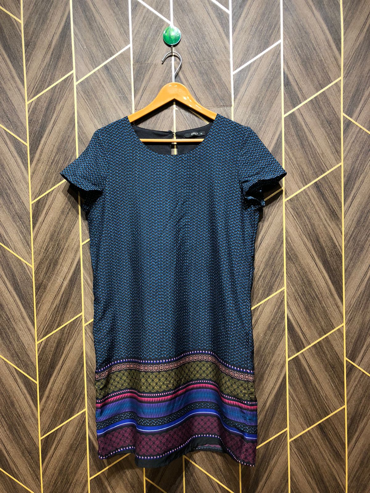 Women Long Shirt Silk Small | Chest 18 | Length 34