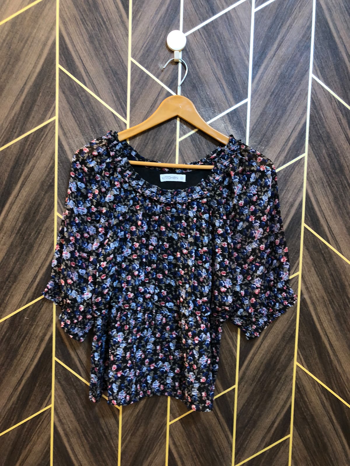Trendy Chiffon CropTop Size Small