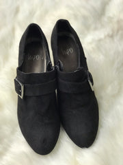 Women Heels Size 7 (EU 37)